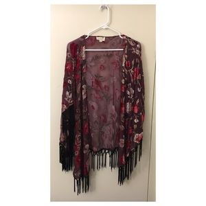 Kimono with velvet and fringe details
