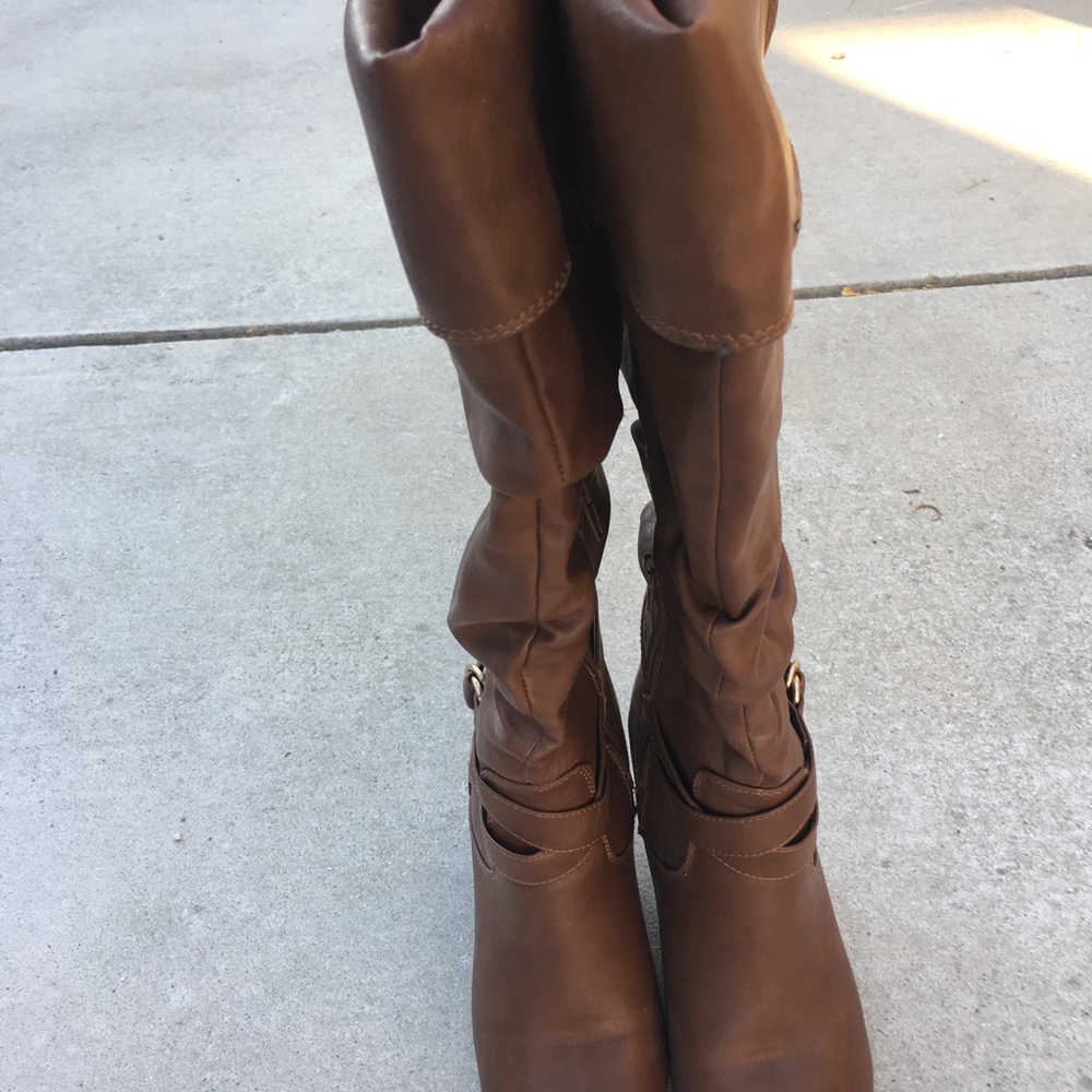 Brown scrunchy knee high boots - Picture 6 of 7