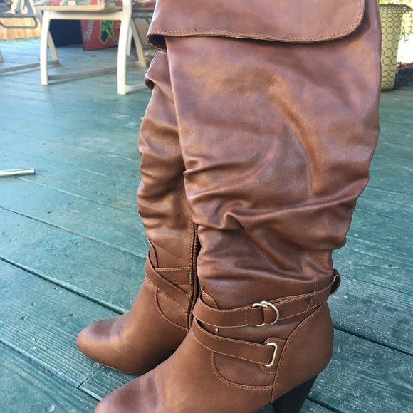 Brown scrunchy knee high boots - Picture 7 of 7