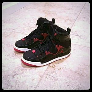 📛 ON SALE!!! 📛 Red and Black Jordon Shoes