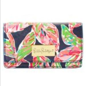 Lilly Pulitzer "Its  A Date CrossBody"Bright Navy!