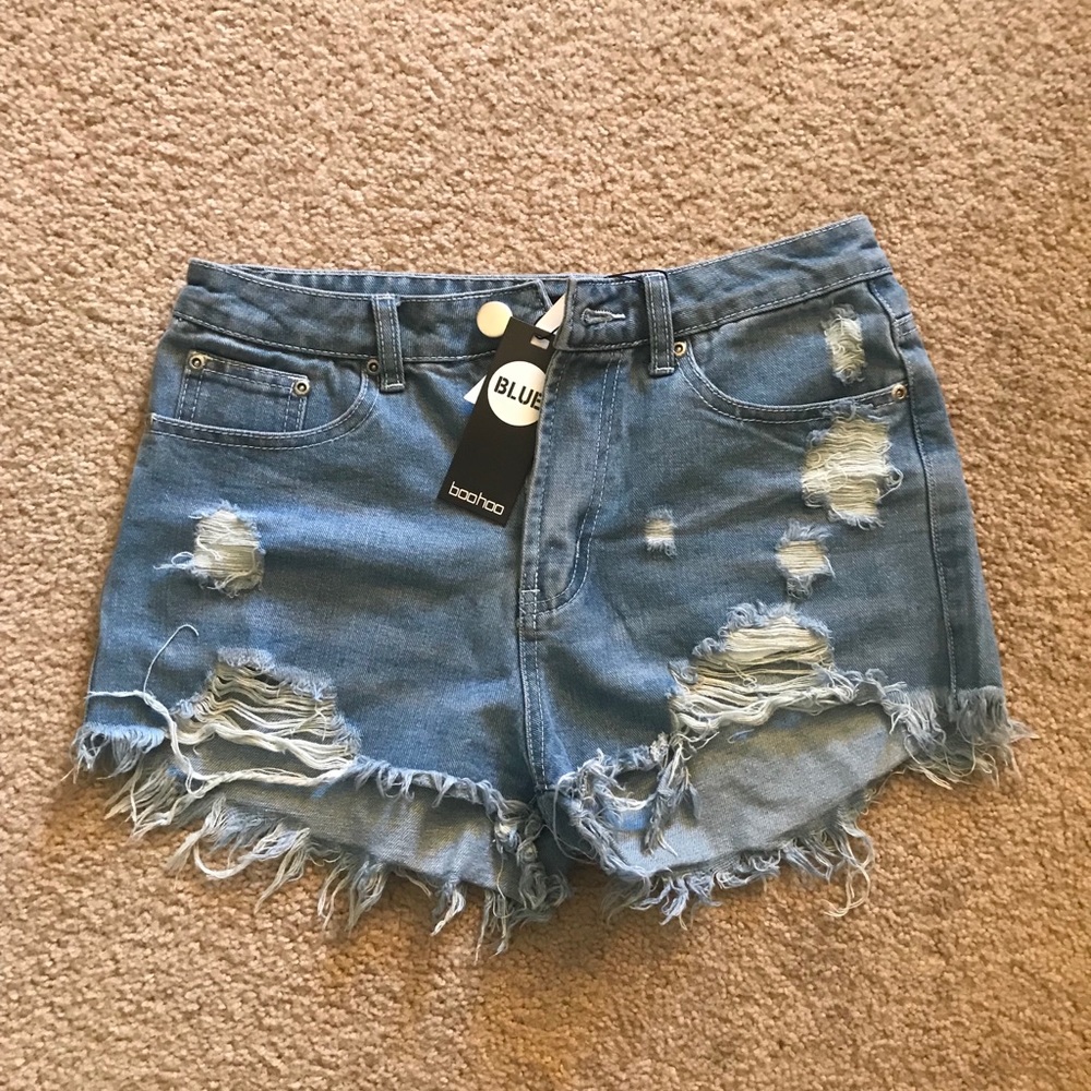 Ripped high waisted shorts
