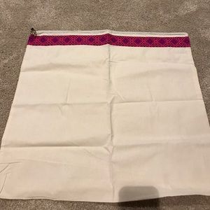 Tory Burch dust cover