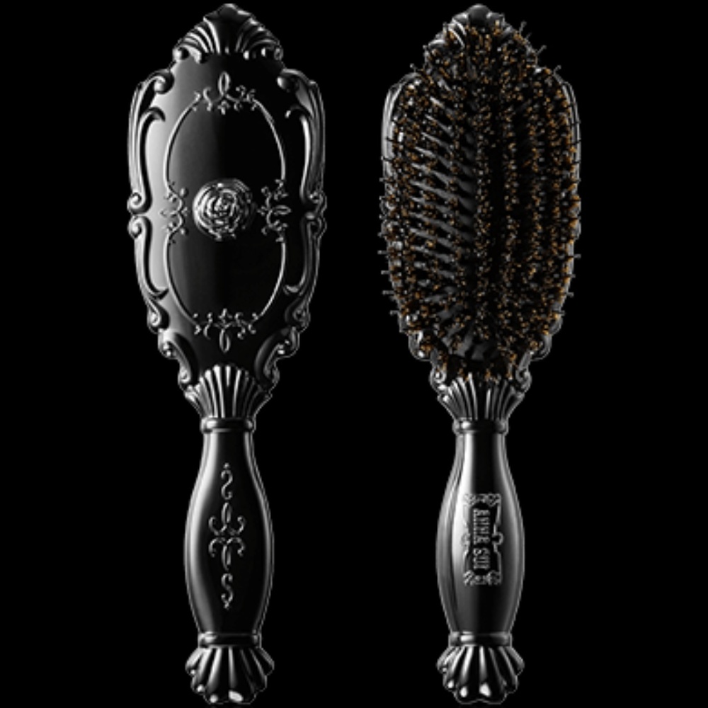 ANNA SUI HAIR BRUSH