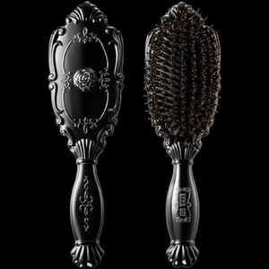 ANNA SUI HAIR BRUSH