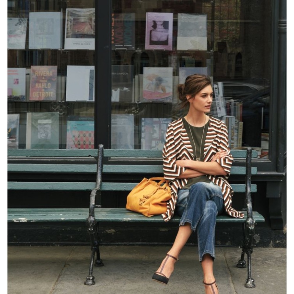 Meet your Posher, Maya