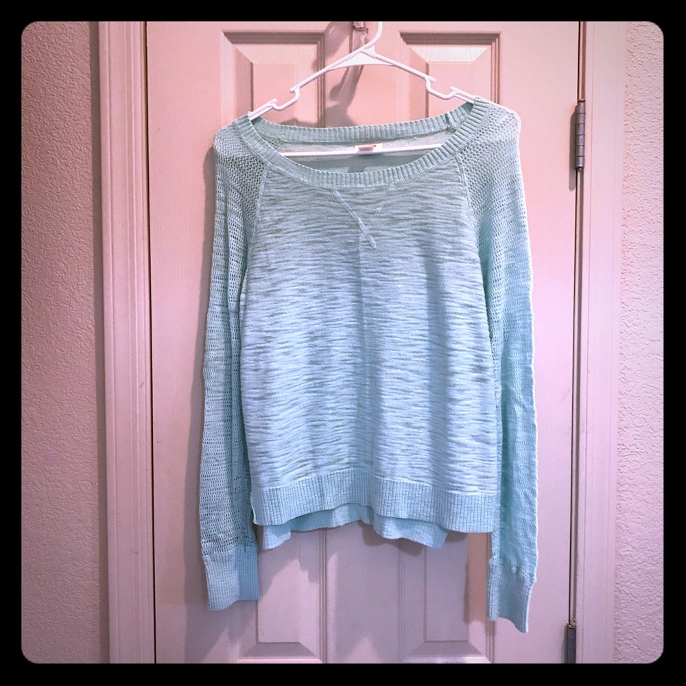 Mossimo medium mint long sleeve shirt!