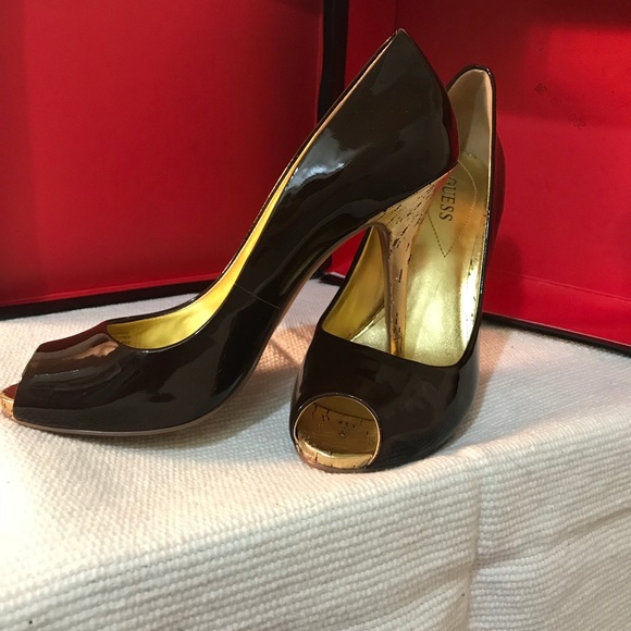 NEW Guess Brown/gold  patent hills - Picture 5 of 5