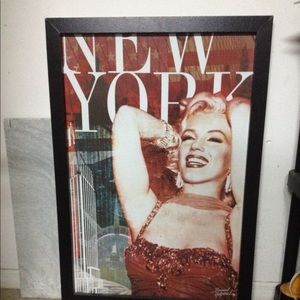 New York Marilyn Monroe canvas framed pic