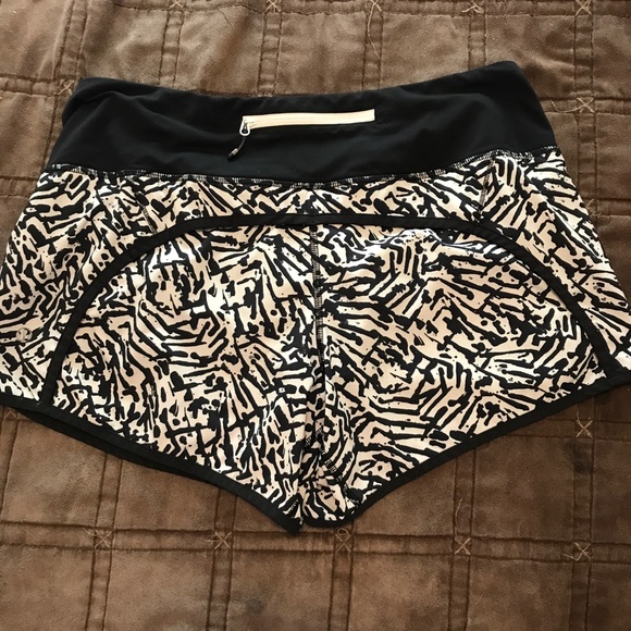 Lululemon Run Times- 4 way stretch - Picture 2 of 2