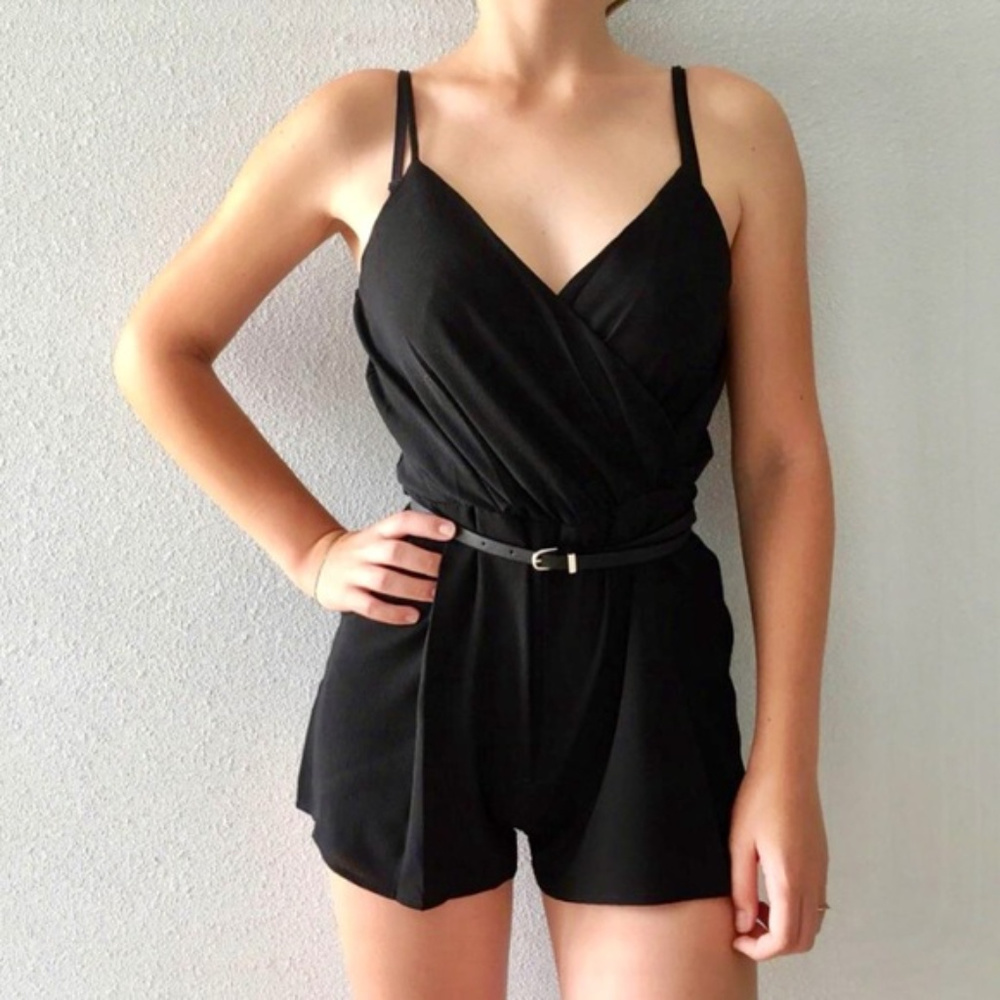 Black Summer Shorts Romper Jumper Beach Dress NWT - Picture 2 of 8