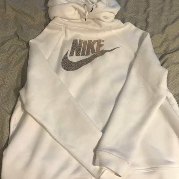White Nike pullover hoodie - Picture 2 of 4