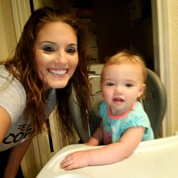 Meet your Posher, Heidi - Picture 1 of 1