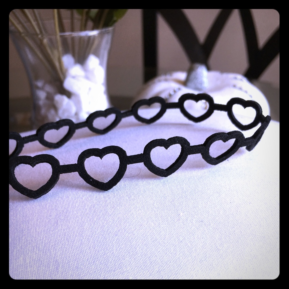 Hearted choker