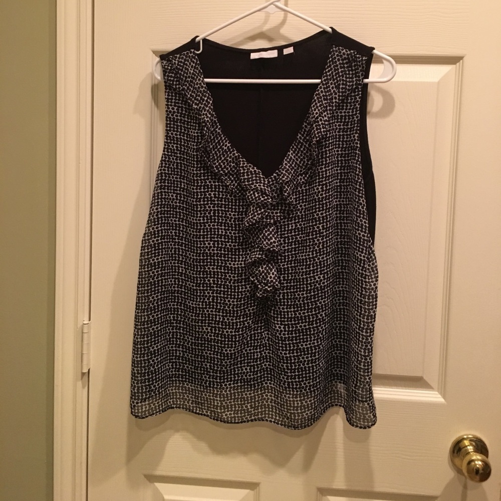 New York and company sleeveless blouse