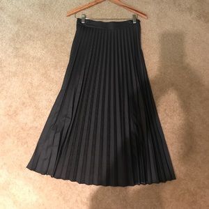 Zara plated skirt size small, no trade