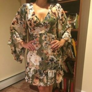 🌼Betsy Johnson🌺Floral Dress🌼NWOT🌺