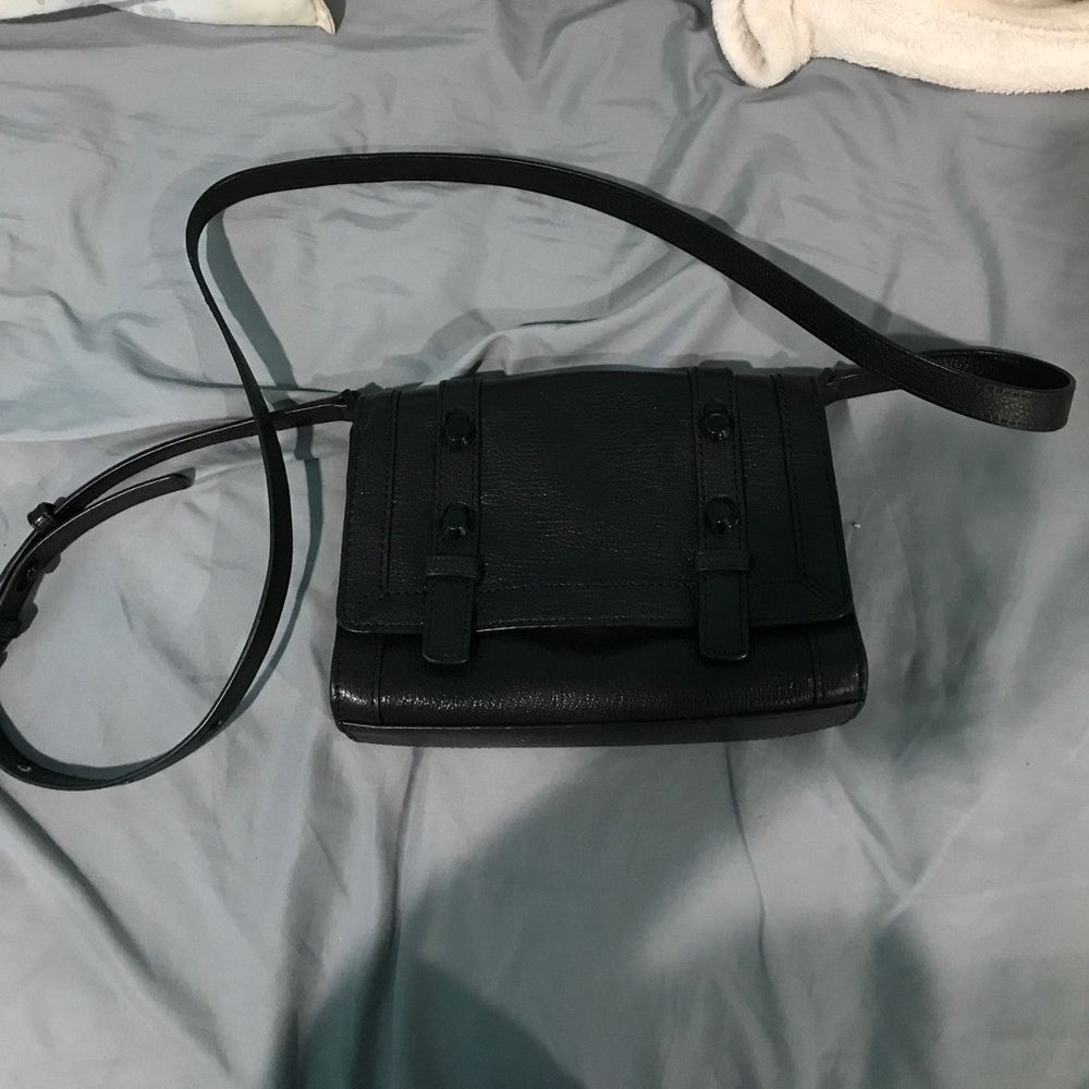 Authentic Michael kors crossbody bag!