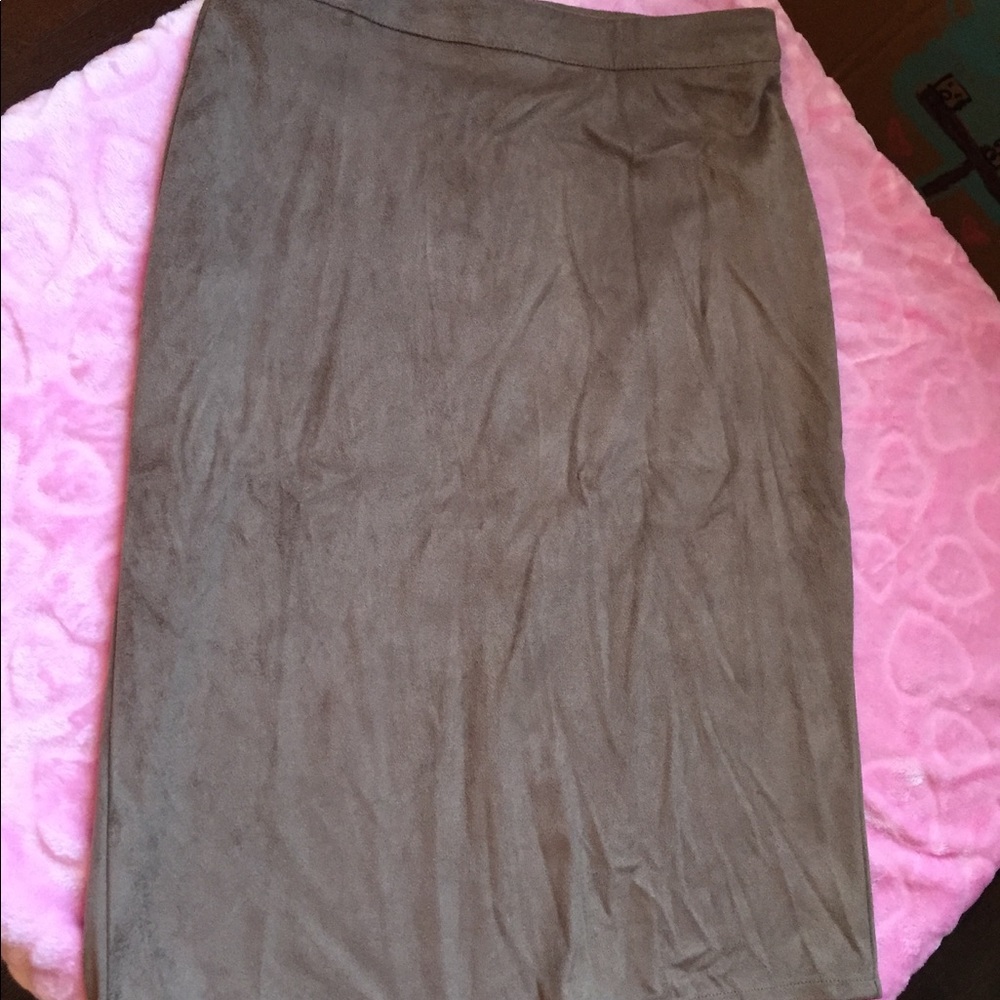 Suede pencil skirt