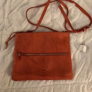 Cross body GiGi New York bag