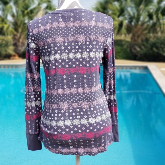 Top - Picture 5 of 7