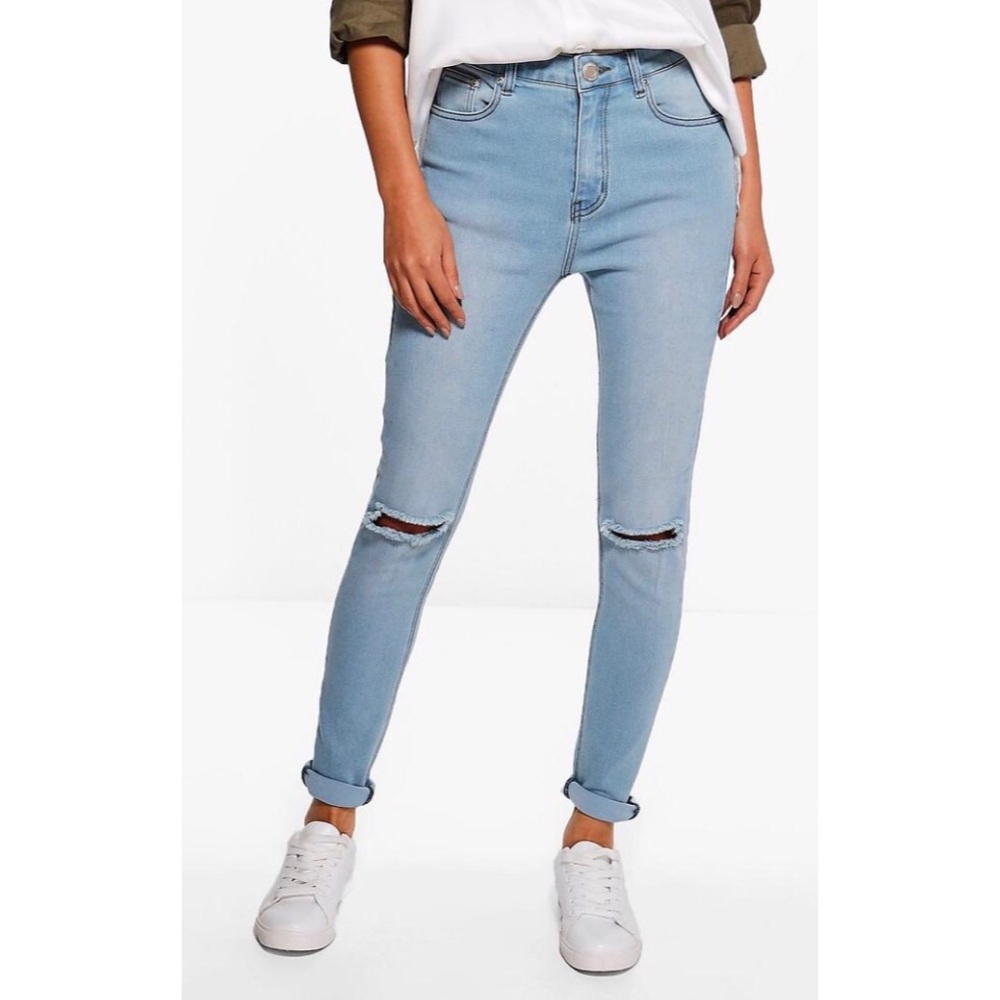 Distressed skinny jeans.