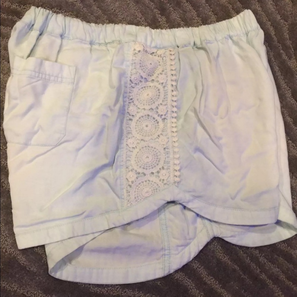 Mossimo light blue shorts w/Lace trim large