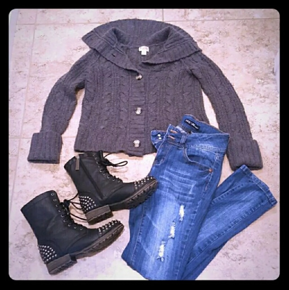 📛 ON SALE!!! 📛 Gray Sweater