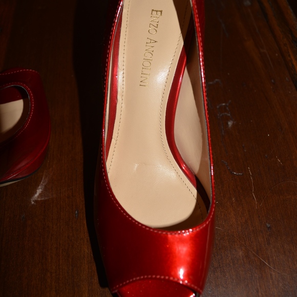 enzo angiolini red heels