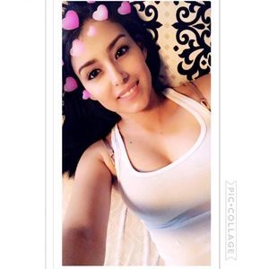 Meet your Posher, Yoselin