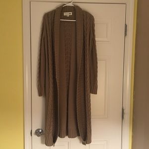 **PRICE LOWERED** Long tan Forever 21 sweater