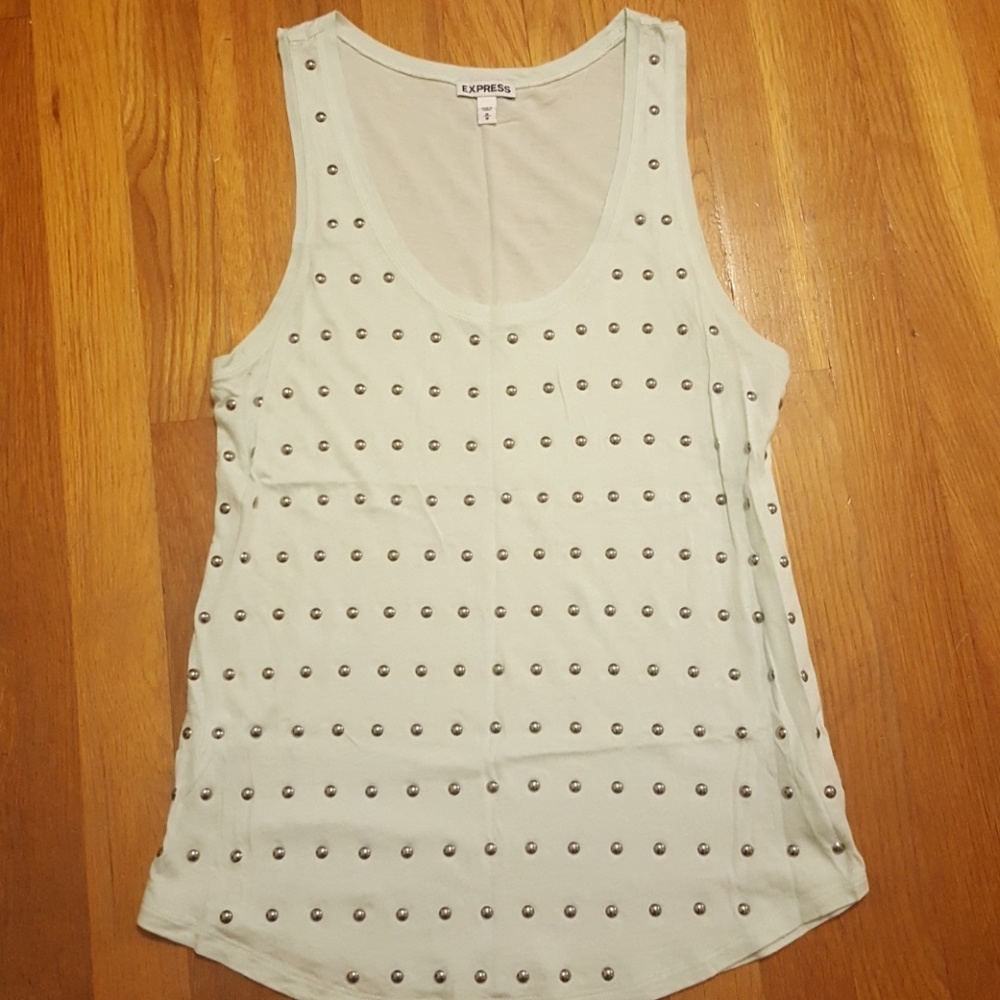 Express Medium Tank
