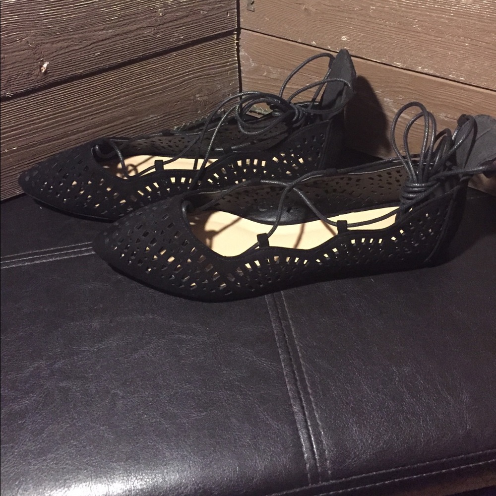 Wild Diva Designer Shoes - Picture 2 of 5