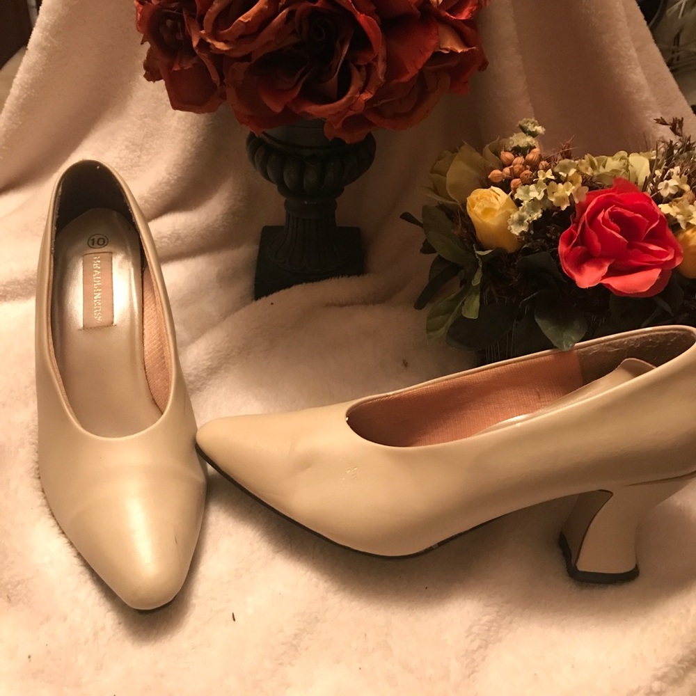 Shoe