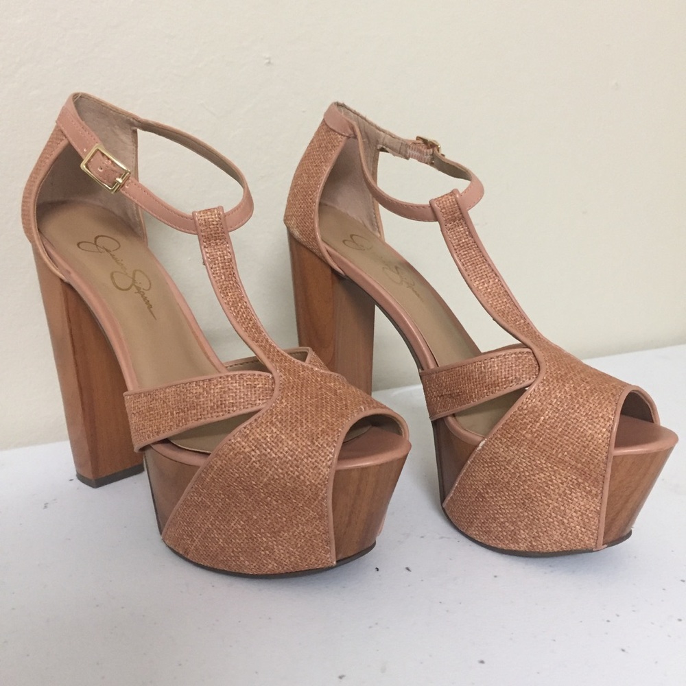 Jessica Simpson platforms