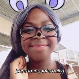 Meet your Posher, Celia