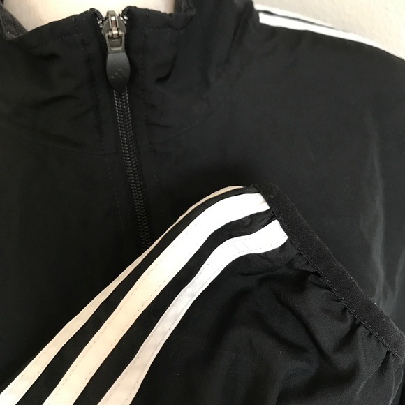 Adidas half zip windbreaker - Picture 3 of 5