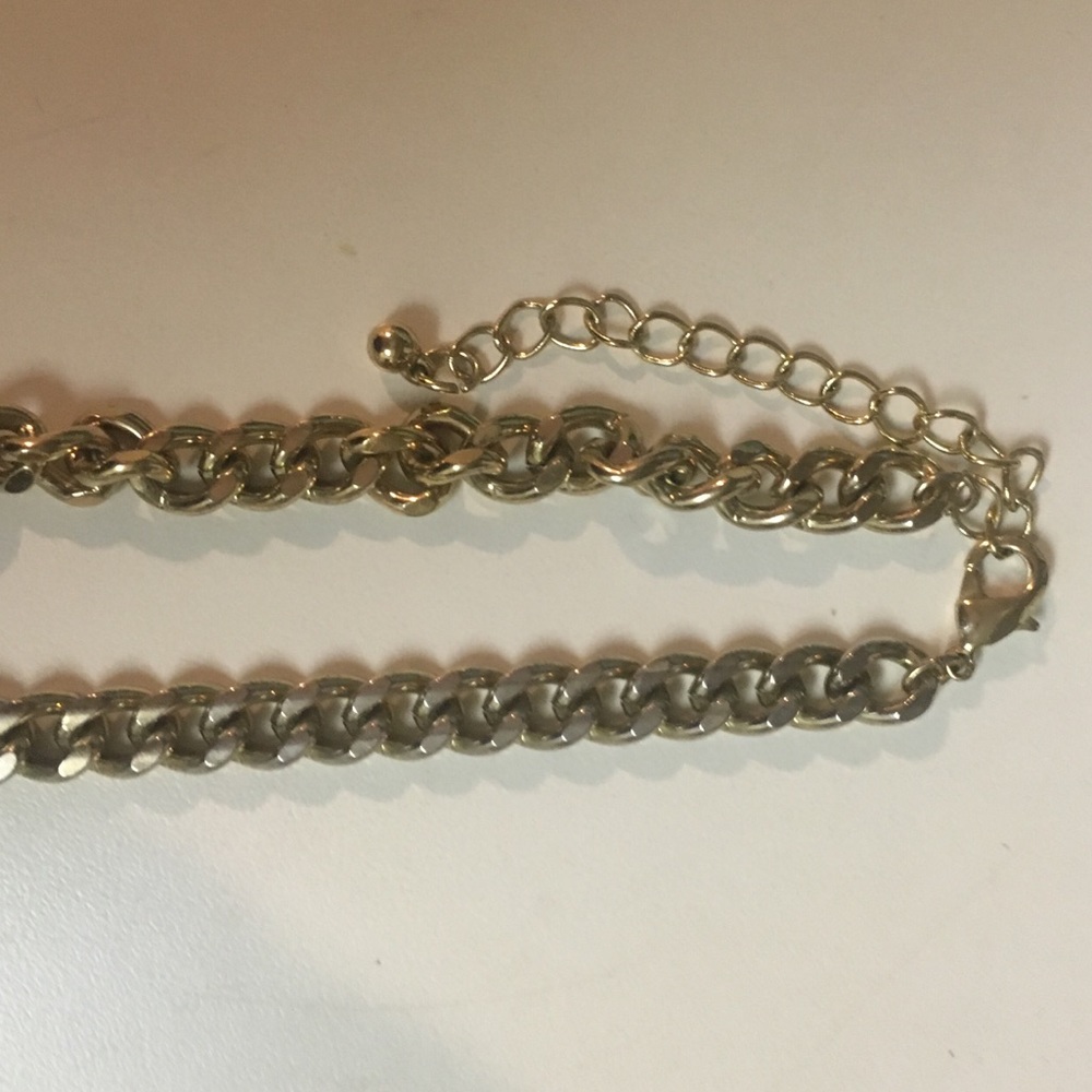 Gold Link Chain - Picture 4 of 5
