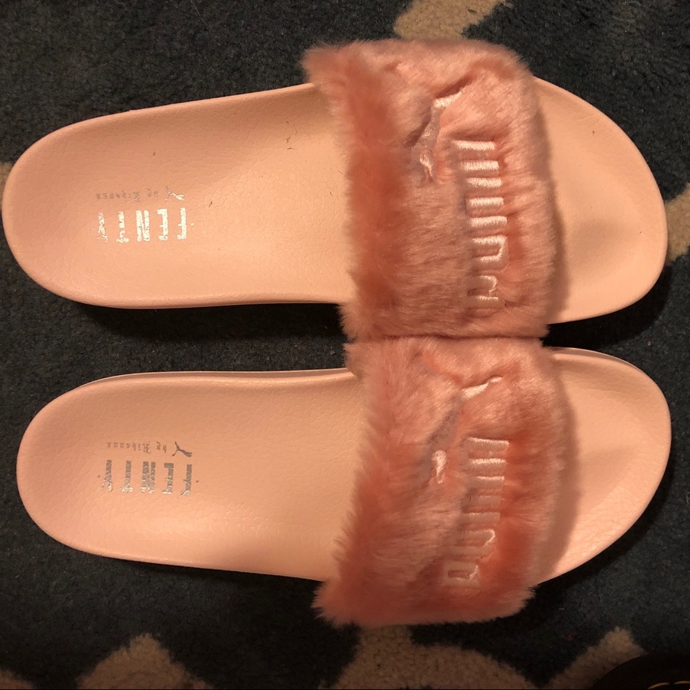 Rihanna Fenty pink puma slides