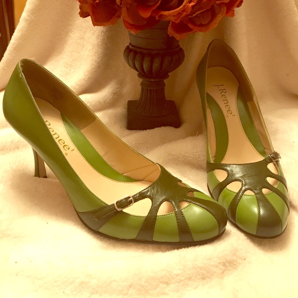 Shoe