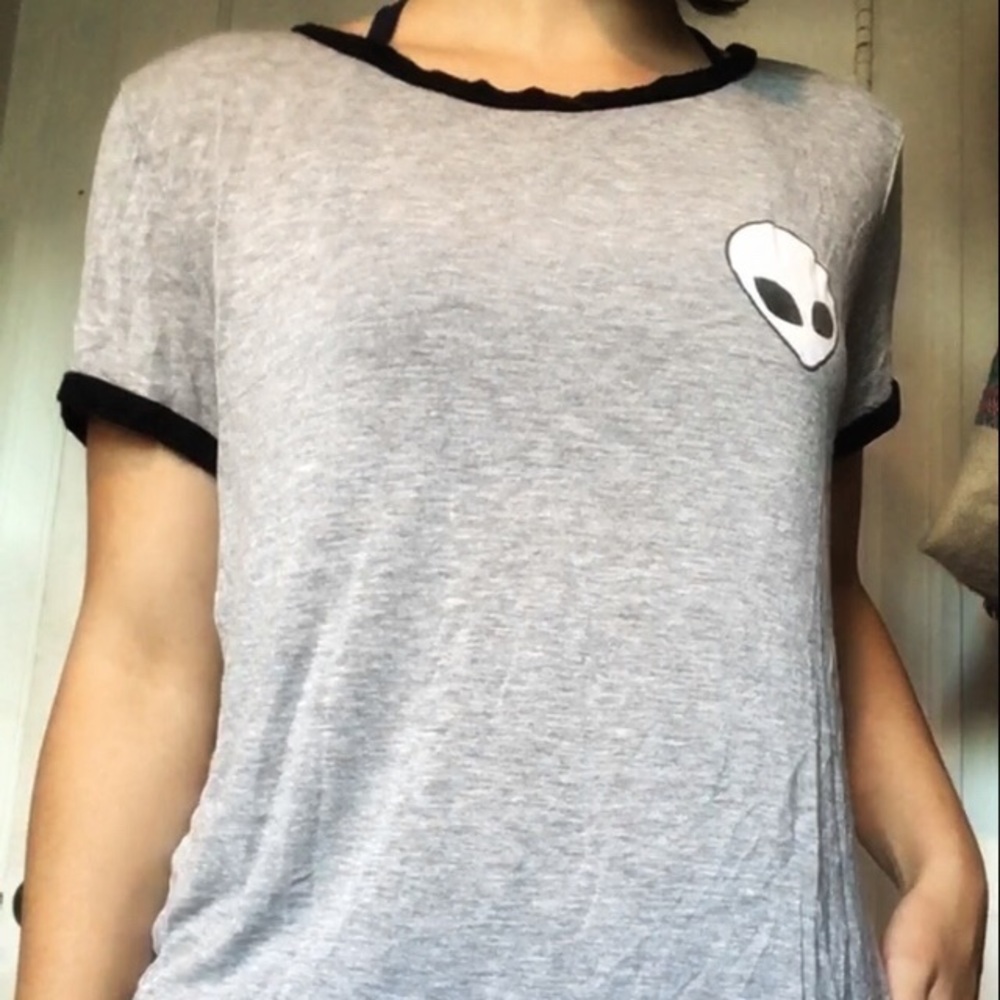 Alien grafic tee