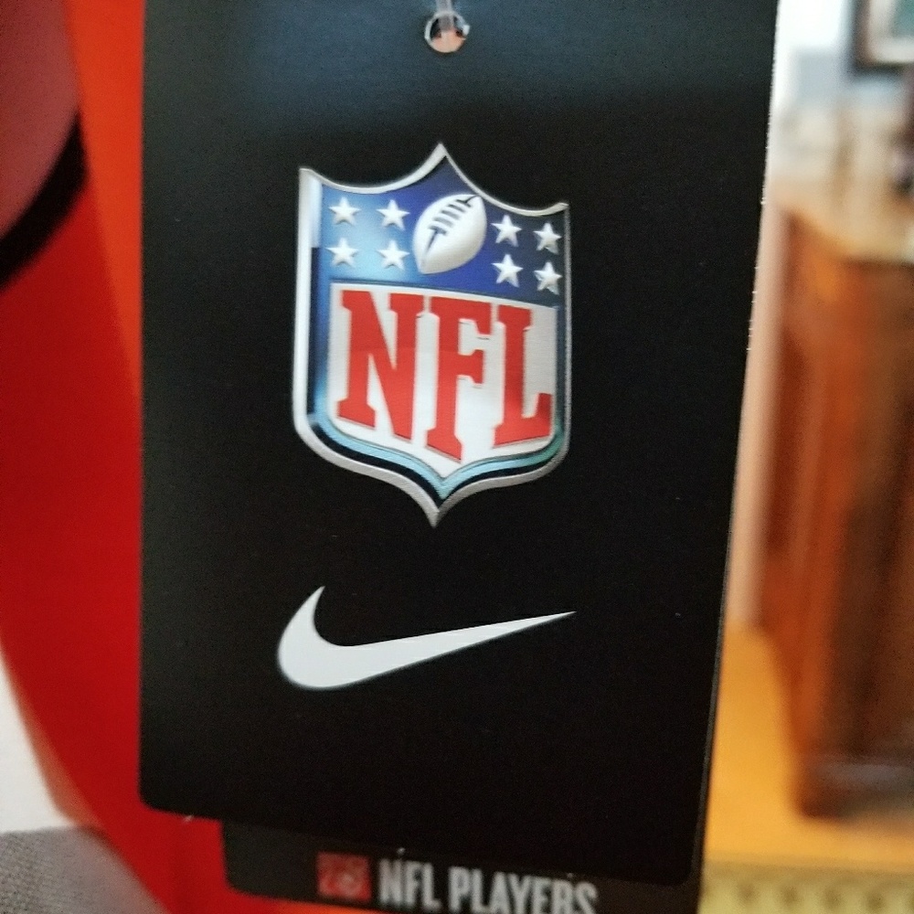 NFL T-Shirt - Picture 3 of 4