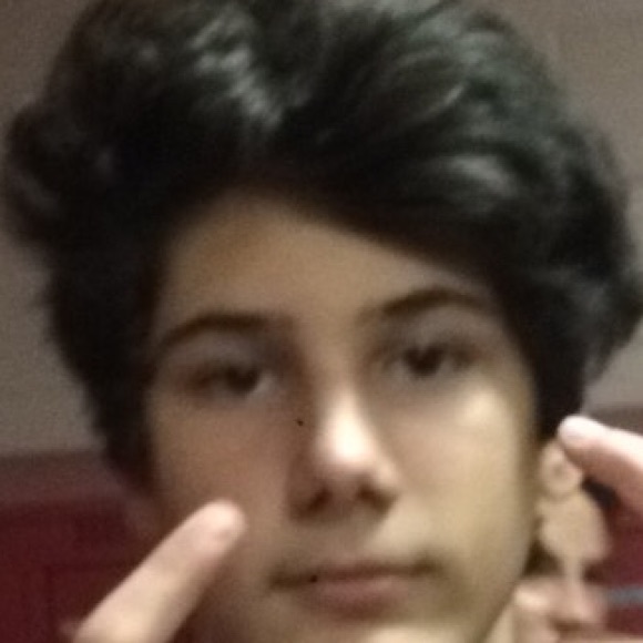 Meet your Posher, Alex - Picture 1 of 1