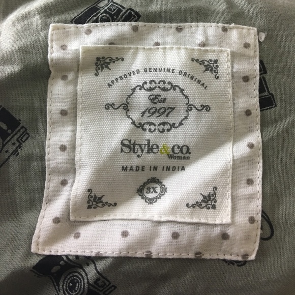 3x camera style & company tied cropped button up - Picture 6 of 6