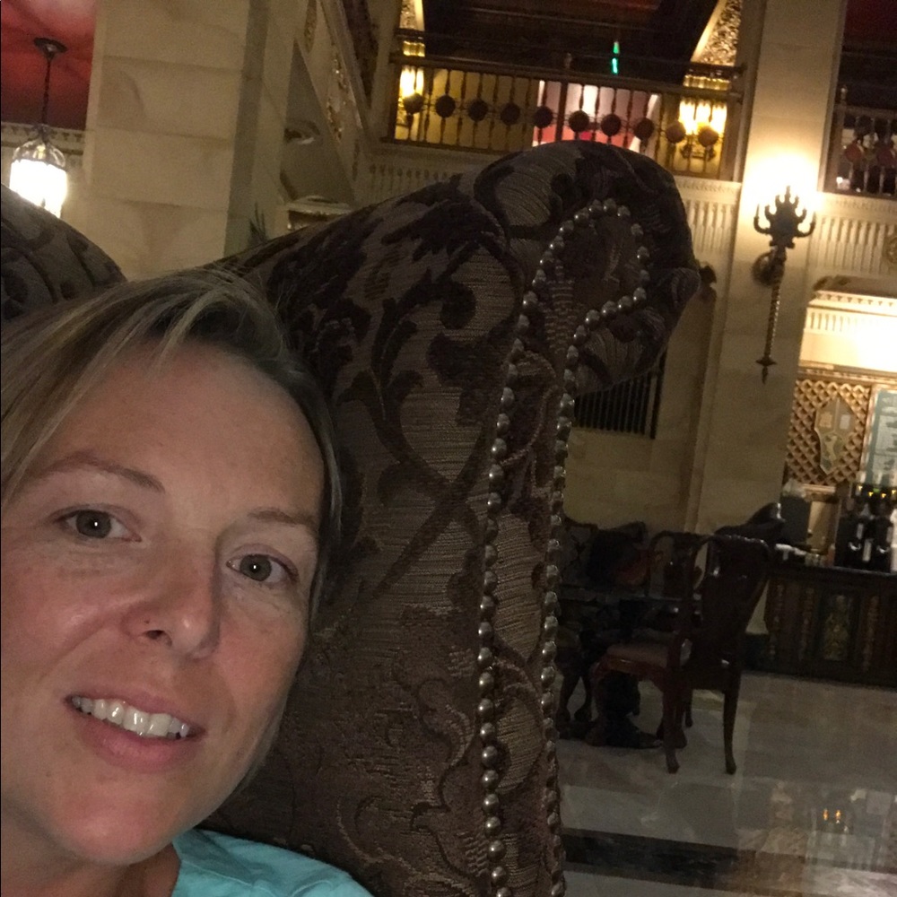 Meet your Posher, Angeline