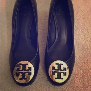 Tory Burch Sally Wedge - Size 7 US