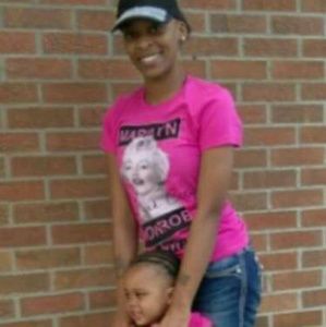 Meet your Posher, Lanetta