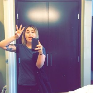 Meet your Posher, Lexi