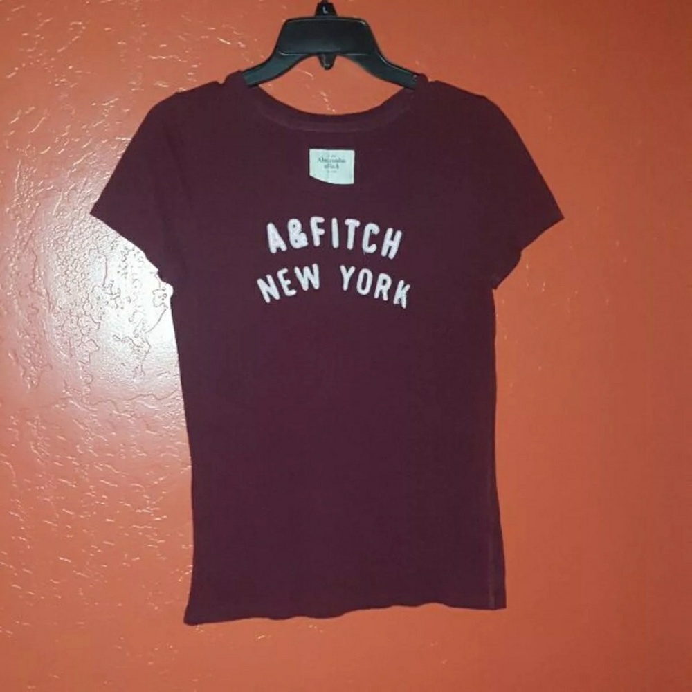 📛 ON SALE!!! 📛 Abercrombie and Fitch Top
