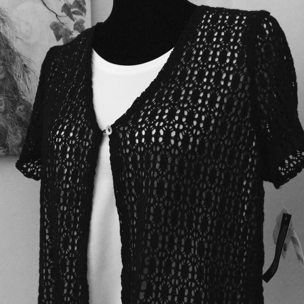 Crocheted Topper - Picture 2 of 6